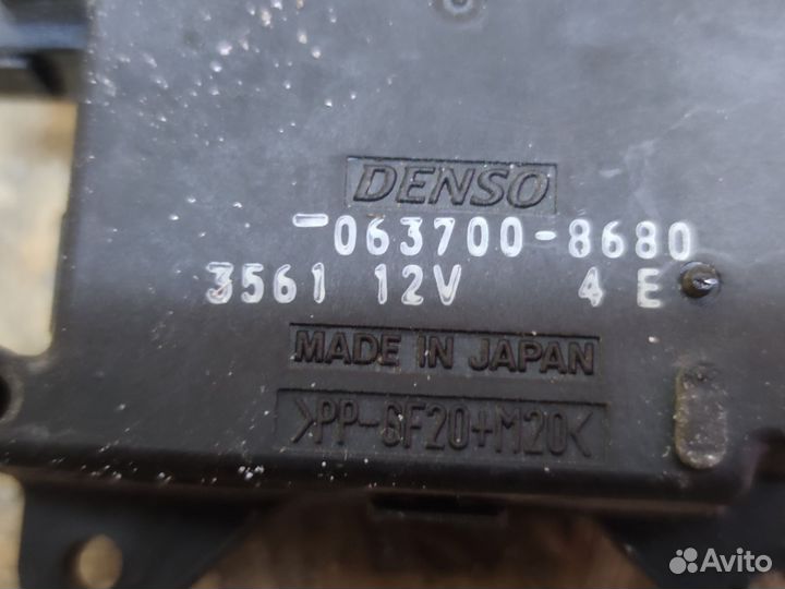 Сервопривод заслонки печки Toyota Avensis II 2003