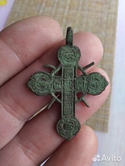 Старинный нательный крест