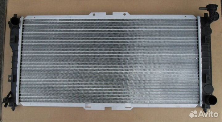 Радиатор охлаждения двс Mazda 626 GE 2.0 1991-1997