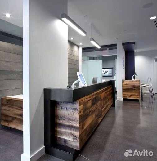 Стойка для консалтинговых компаний