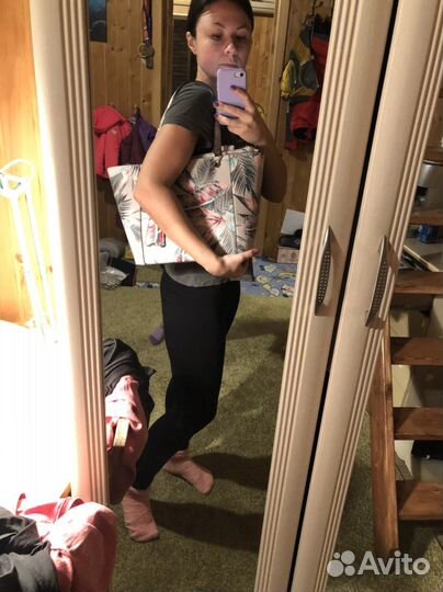 Cумка Guess 1981 новая