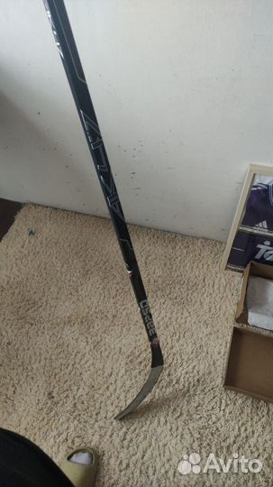 Клюшка хоккейная