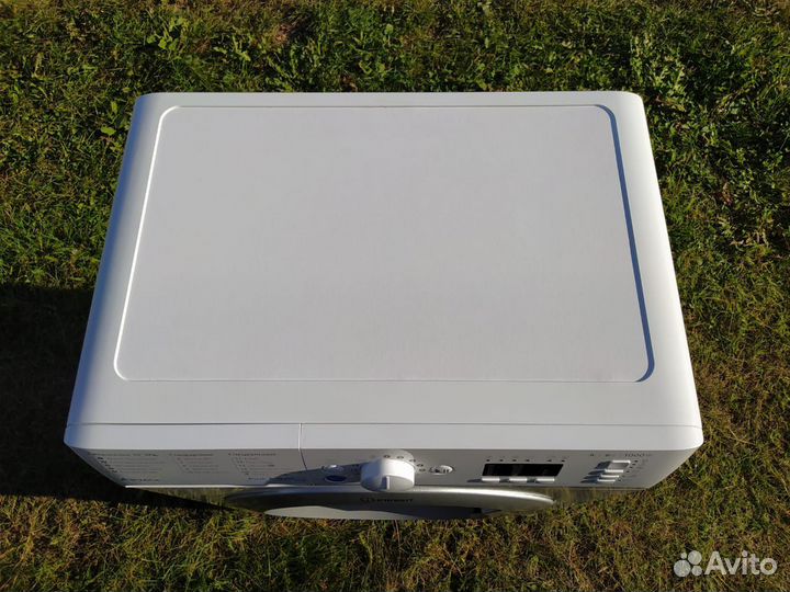 Indesit Innex. Узкая стиральная машина. Доставка