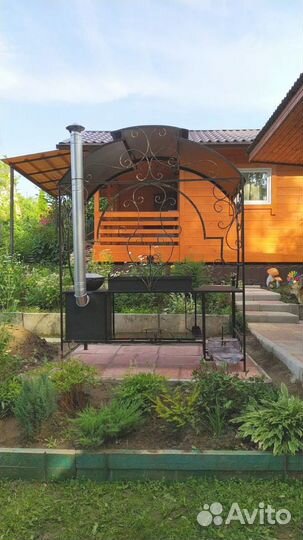 Мангал кованый с крышей