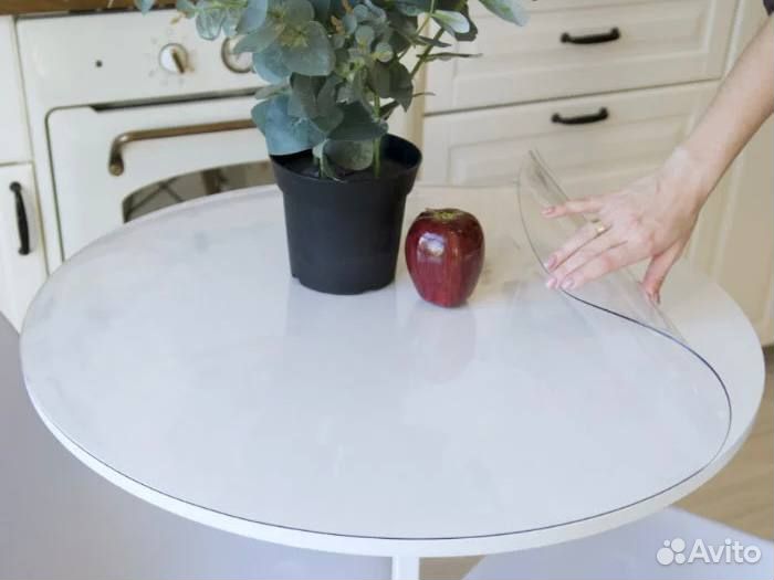 Прозрачная скатерть на стол