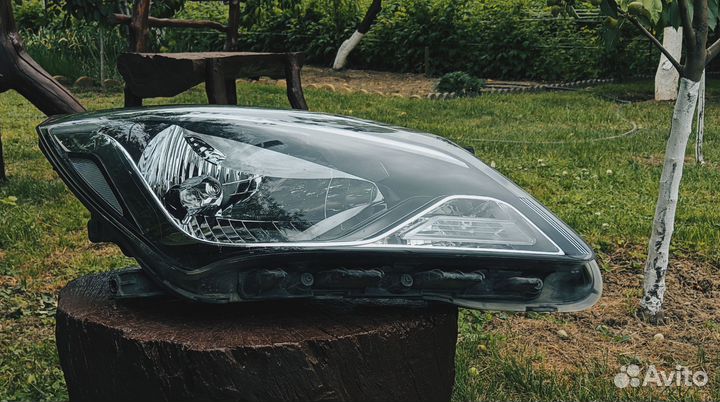 Фара правая Солярис оригинал
