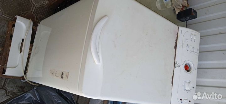 Стиральная машина indesit