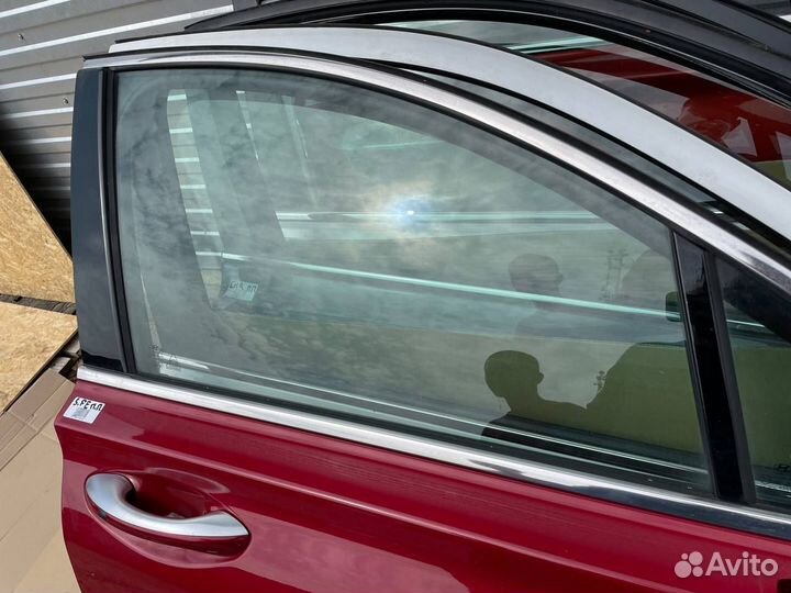 Переднее правое стекло Хендай Санта Фе 4 тм