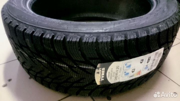 Nokian Tyres Hakkapeliitta R3 215/55 R17 98R