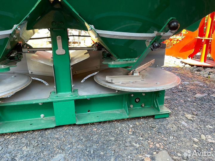 Разбрасыватель удобрений Amazone ZA-AM, 2023