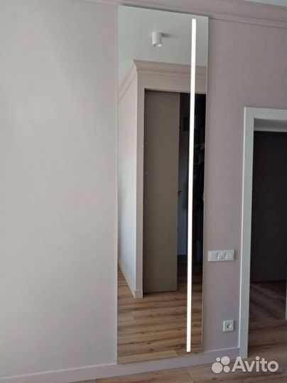 Зеркало настенное