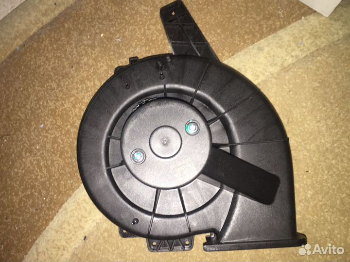 Поло моторчик отопителя polo печка в наличии