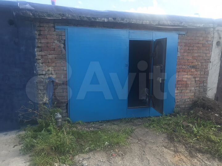 Гараж, > 30 м²