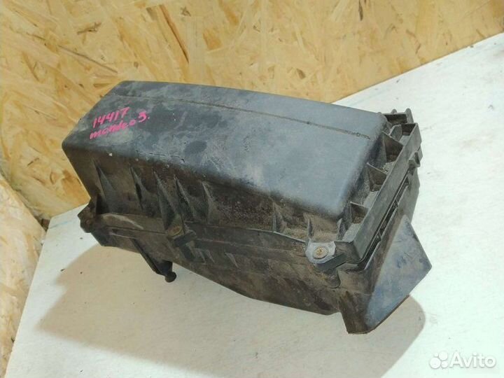 Корпус воздушного фильтра Ford Mondeo 3