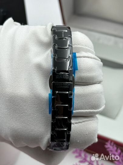 Женские часы Rado