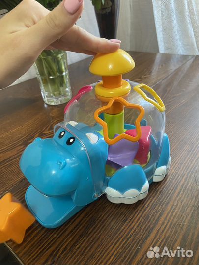 Игрушка бегемот развивающая