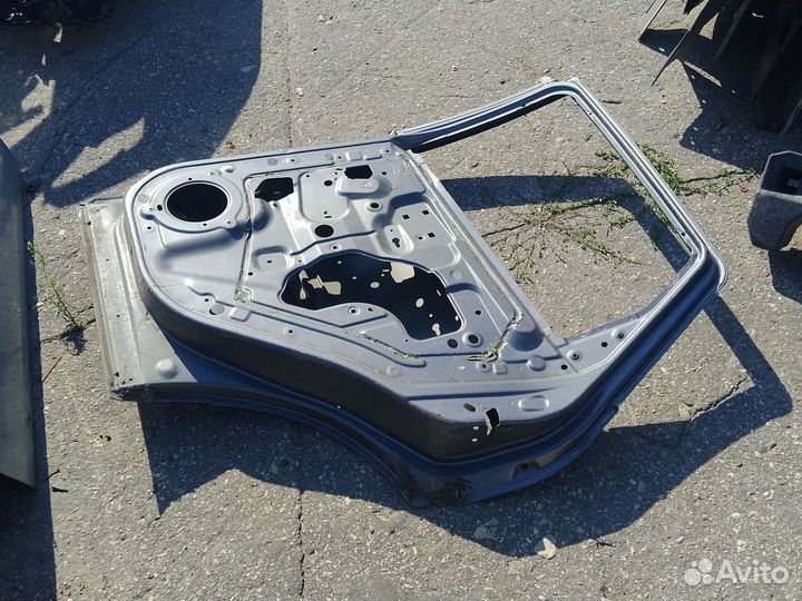 Дверь задняя правая Nissan Qashqai J10