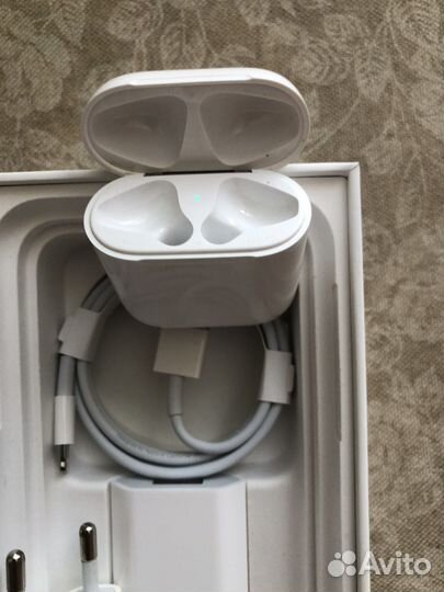 Зарядное устройство на iPhone 11