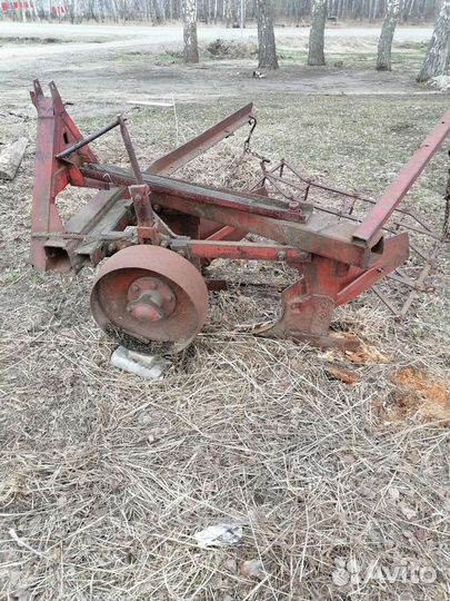 Плуг Алтайсельмаш ПН-2-40, 1990