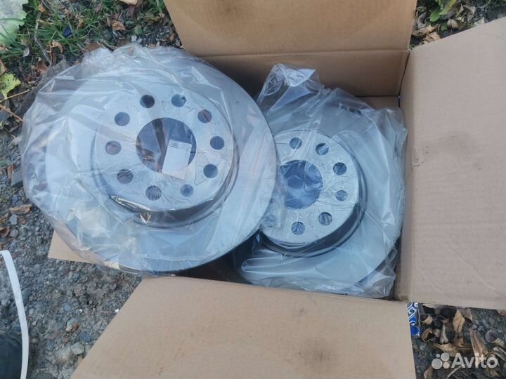 Диски тормозные задние K011177 miles