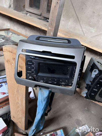 Магнитолла