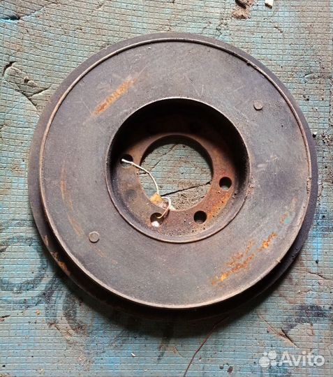 Демпфер двигателя Volvo F