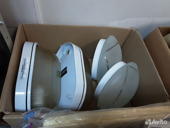 Светильник Уровень Экран Радиатор Стык Порожек