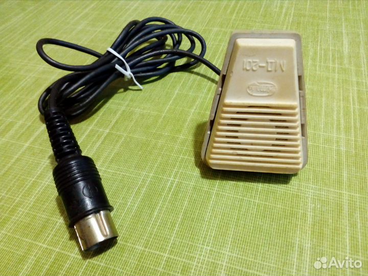 Микрофон динамический 