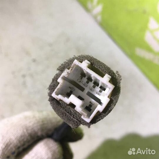 Кнопка стеклоподъемника Субару Форестер 10