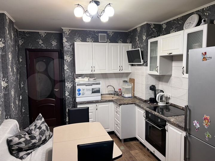 1-к. квартира, 48 м², 7/17 эт.