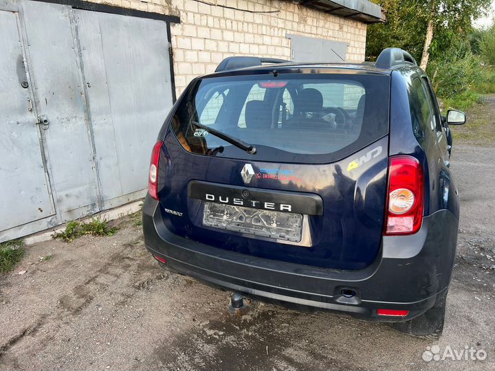 Renault Duster 1.6 МТ, 2013, битый, 95 000 км