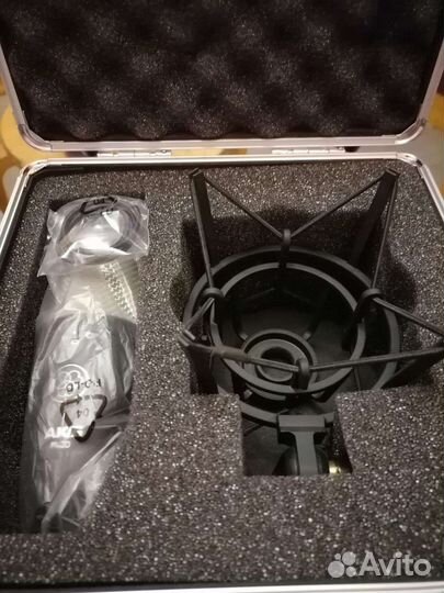 Akg p420 Студийный микрофон