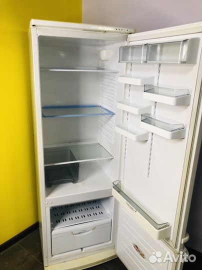 Холодильник атлант бу