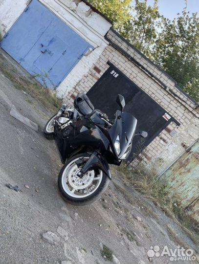 Honda cbr400rr