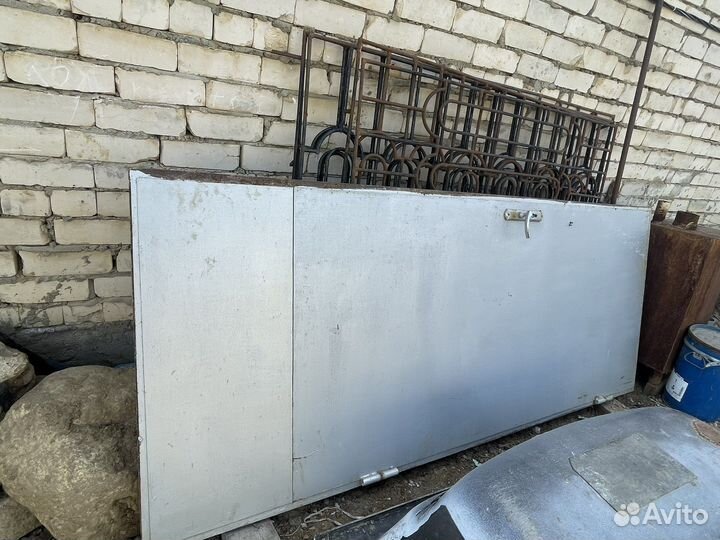 Металлическая дверь бу