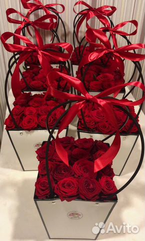 Доставка Цветов / Букеты / Розы / Композиции