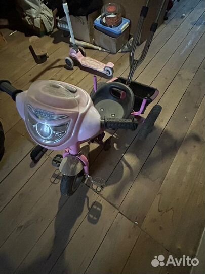 Детский велосипед с ручкой