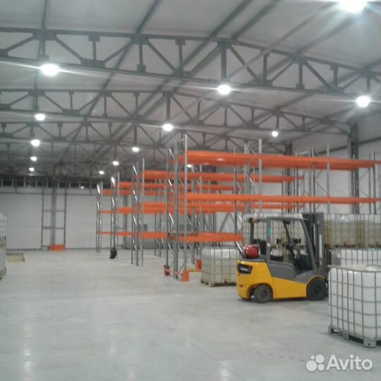 Монтаж металлических стеллажей