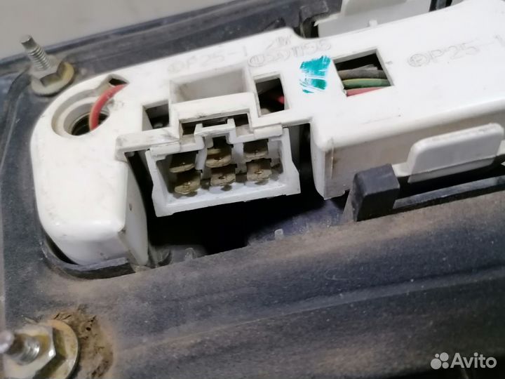 Фонарь задний левый Mazda 626 (GC) 1983-1987