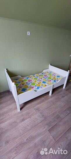 Детская кровать IKEA раздвижная с матрасом
