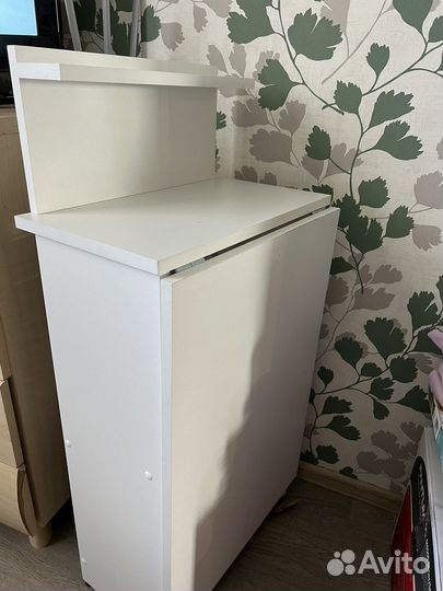 Маникюрный стол складной бу