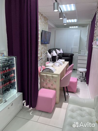 Аренда рабочего места мастера маникюра