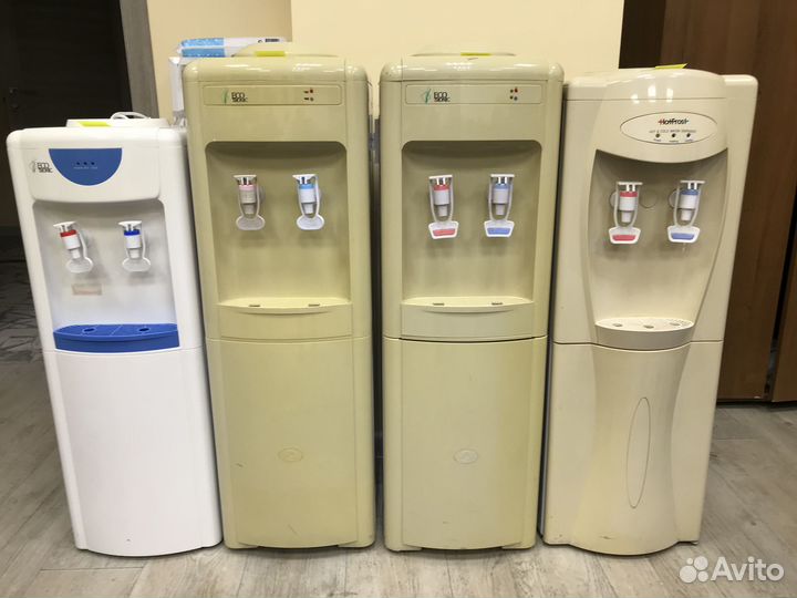 Кулер для воды напольный