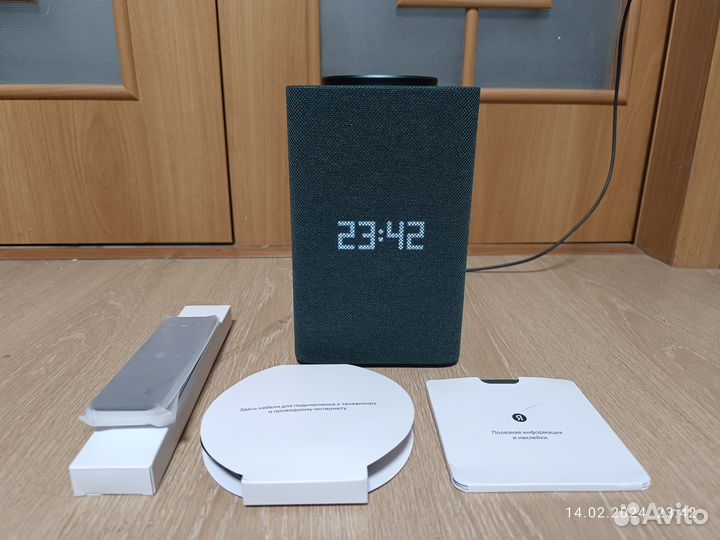 Яндекс станция Макс 2