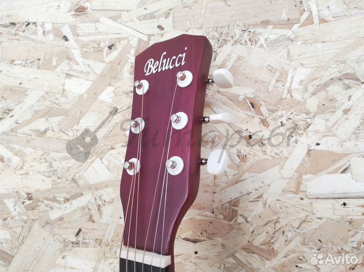 Акустическая гитара