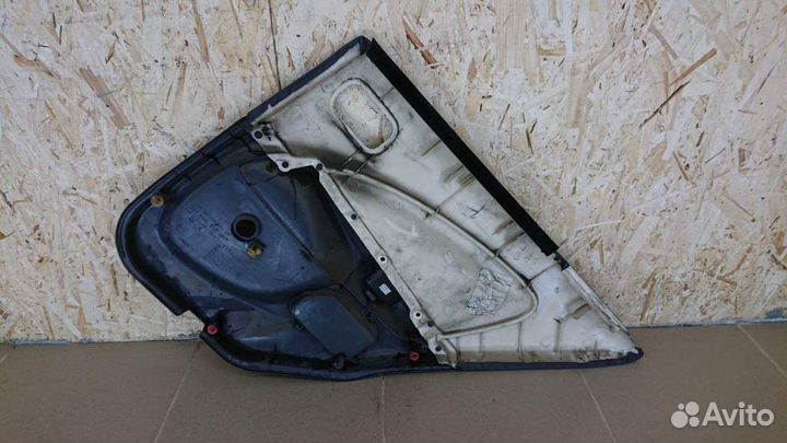 Обшивка двери задней левой Nissan Almera N16 2000