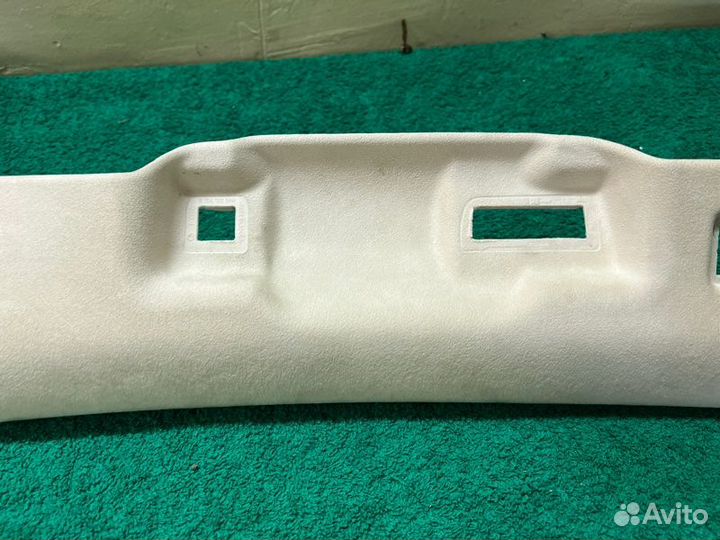 Обшивка стойки задняя левая Audi A8 4H D4 6.3