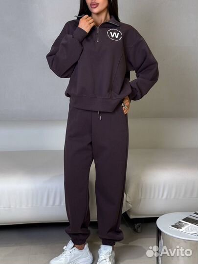 Спортивный костюм новый