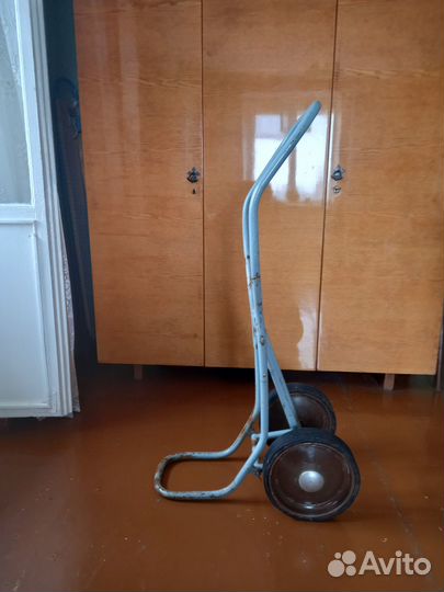 Тележка для перевозки лодочных моторов