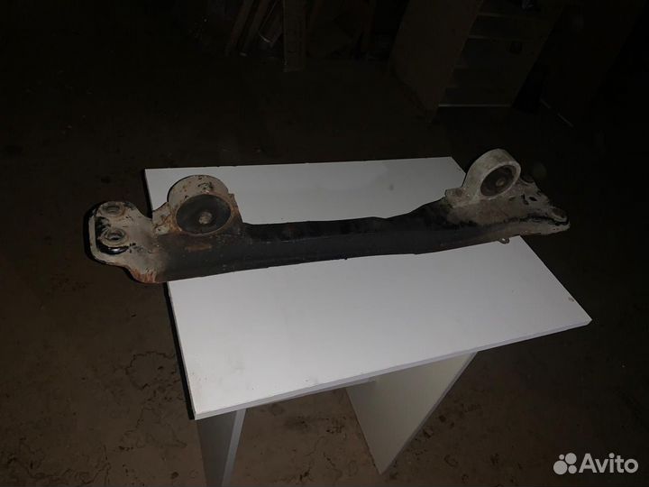 Подрамник на nissan almera n16